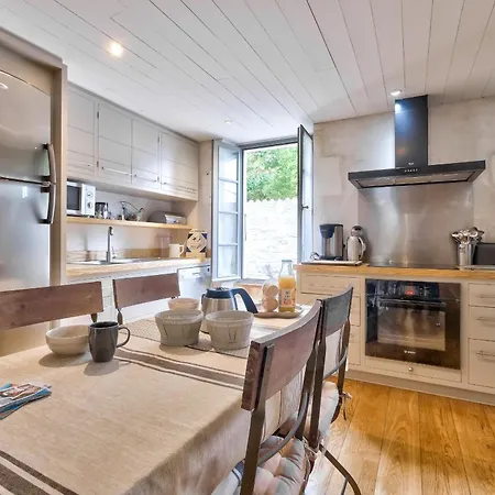 Charmante Maison Pour 2 - 500m De La بيت للعطل *